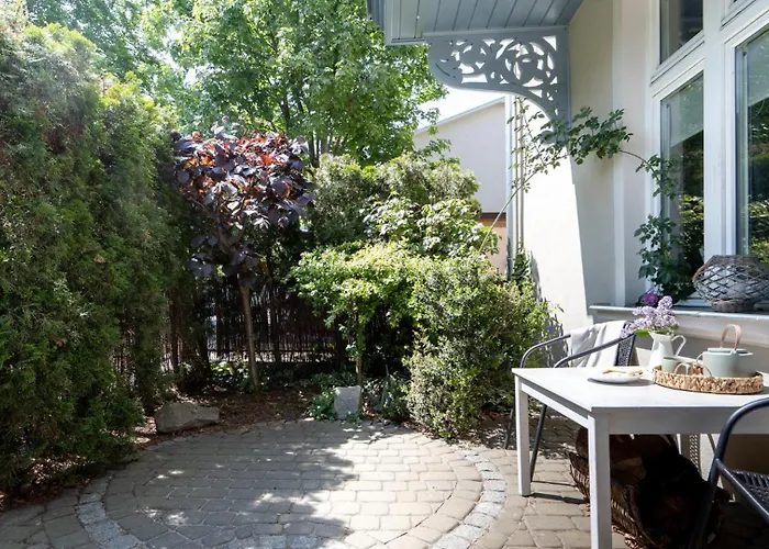 Apartment By The Sea *